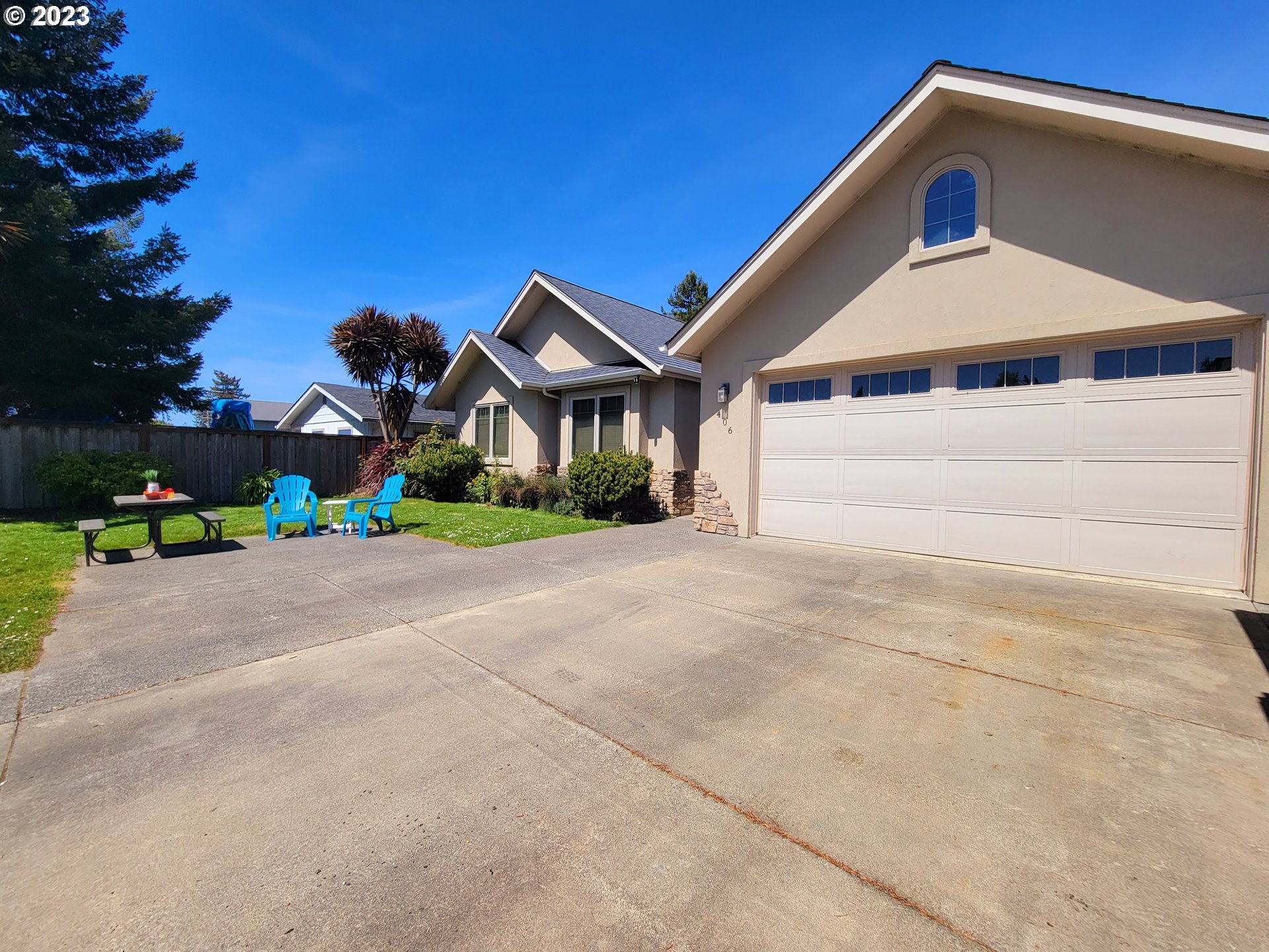 406 Azalea Park Road Brookings, OR 97415 - Photo 2 of 25 Gallery Image 2