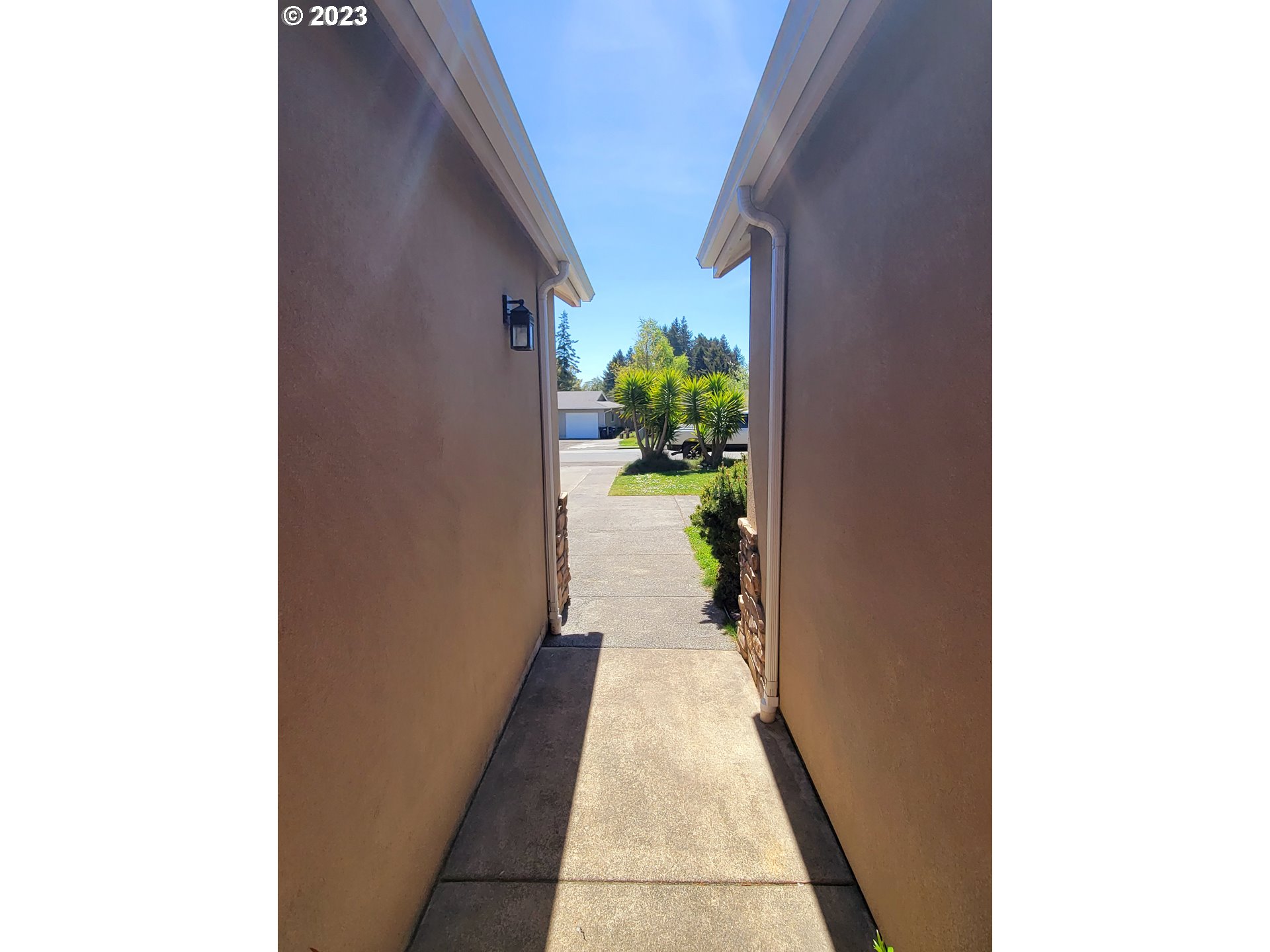 406 Azalea Park Road Brookings, OR 97415 - Photo 23 of 25 Gallery Image 23