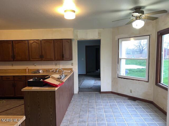 22899 West Hellwig Road Genoa, OH 43430 - Photo 25 of 53 21-Kitchen