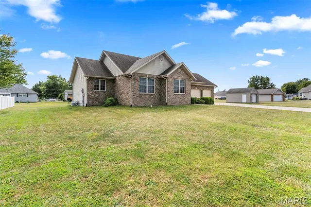 $294,900 | 708 West Morgan Street, Bunker Hill, IL 62014