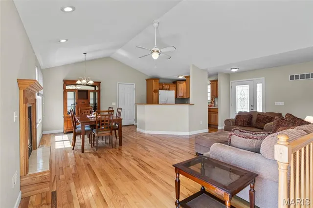 $294,900 | 708 West Morgan Street, Bunker Hill, IL 62014