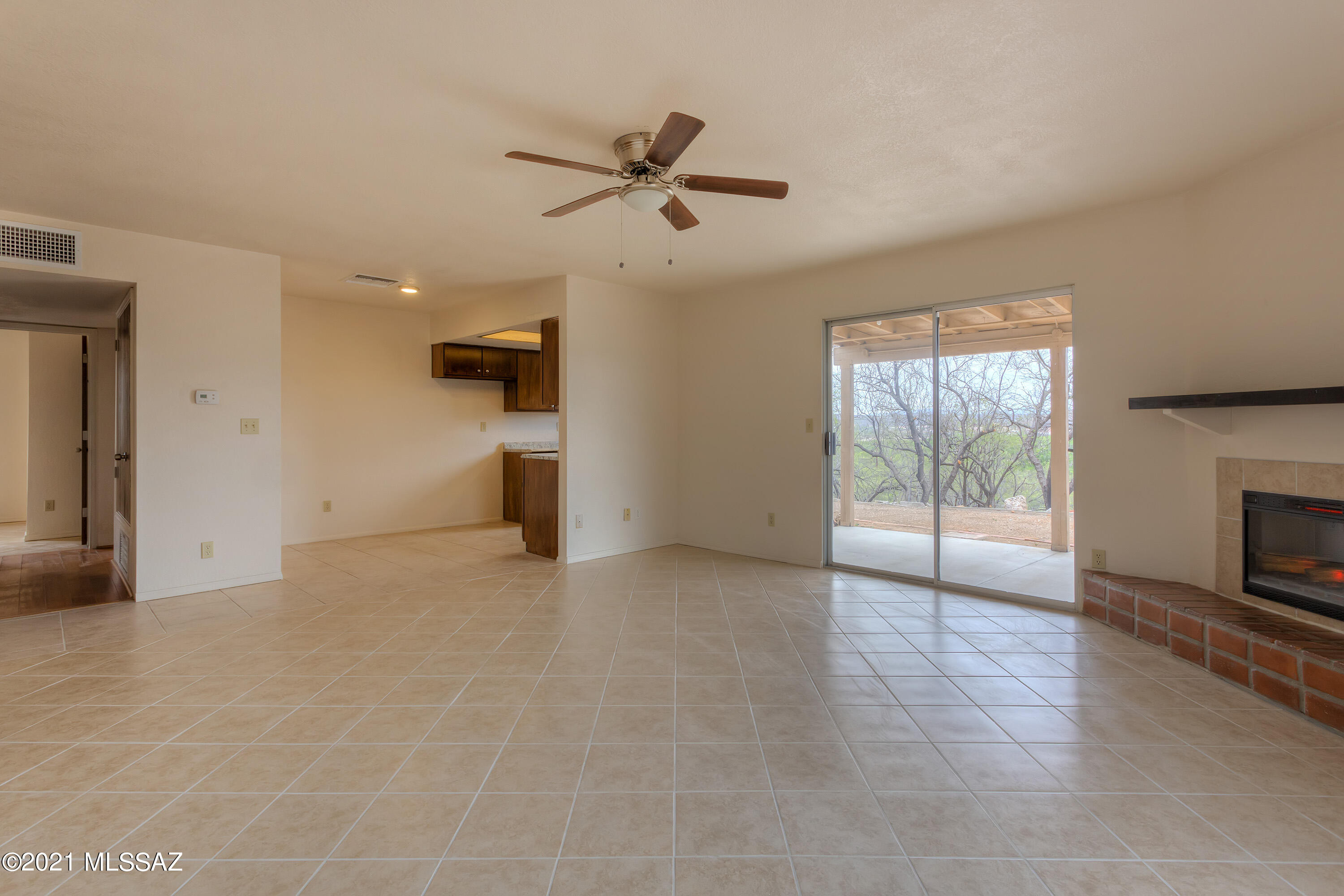 1627 Bufeo Court Rio Rico, AZ 85648 - Photo 7 of 26