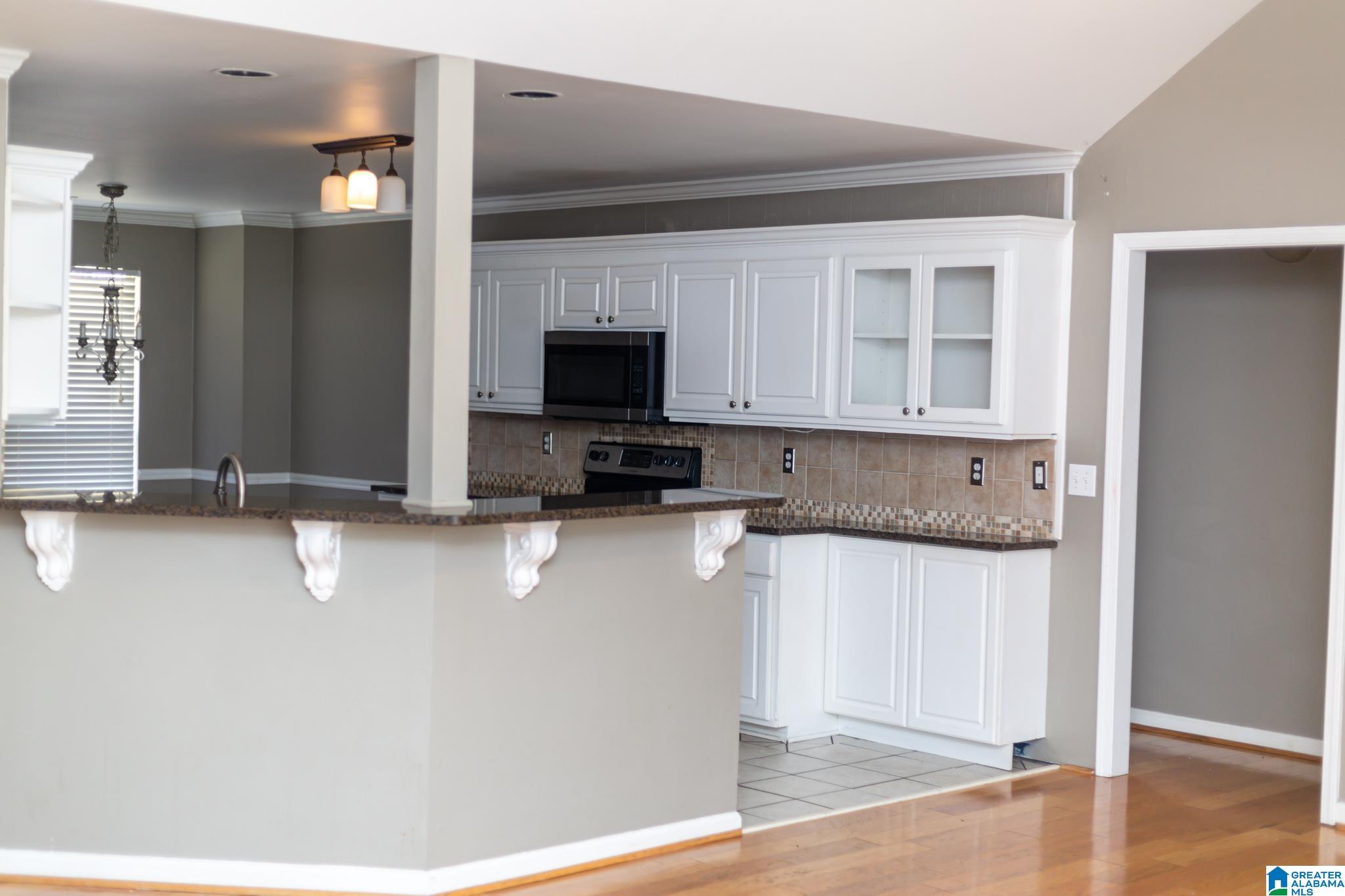 1601 Windsor Lane Leeds, AL 35094 - Photo 8 of 57