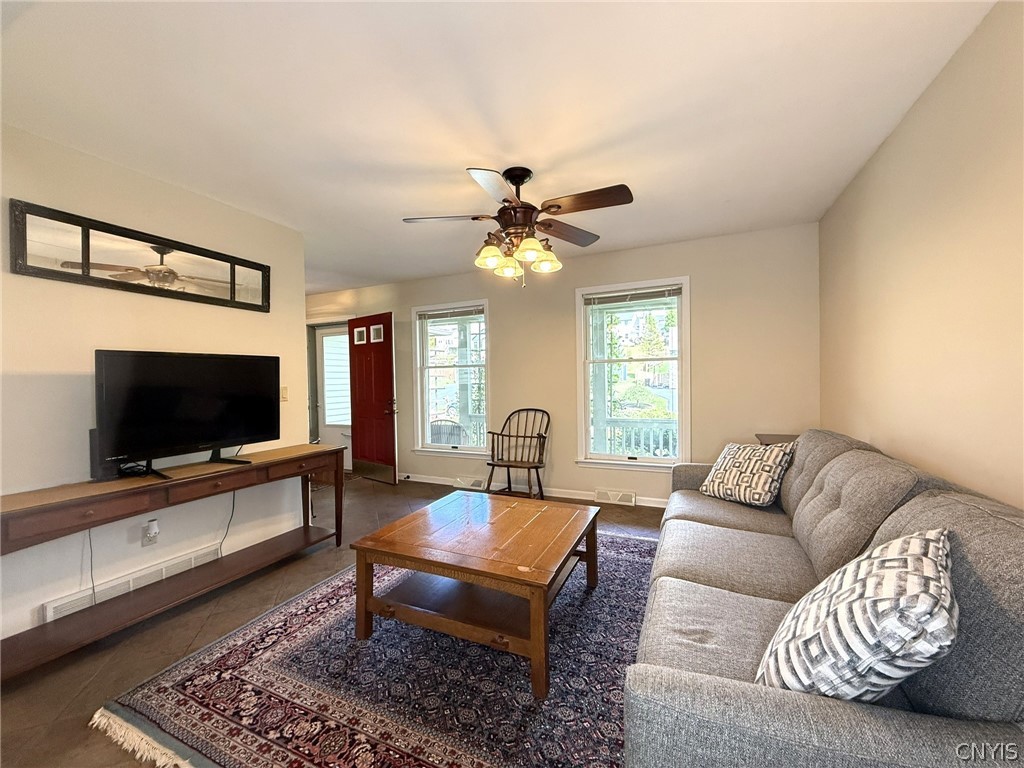 5773 Innsbruck Road Manlius, NY 13057 - Photo 13 of 35 Gallery Image 13