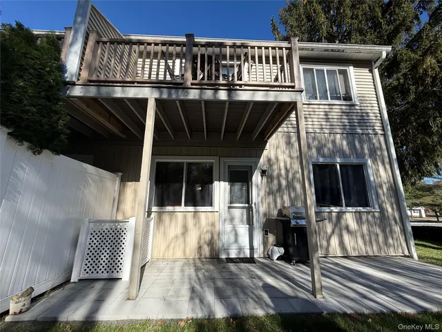 $415,000 | 501 High Meadow Lane, Yorktown Heights, NY 10598