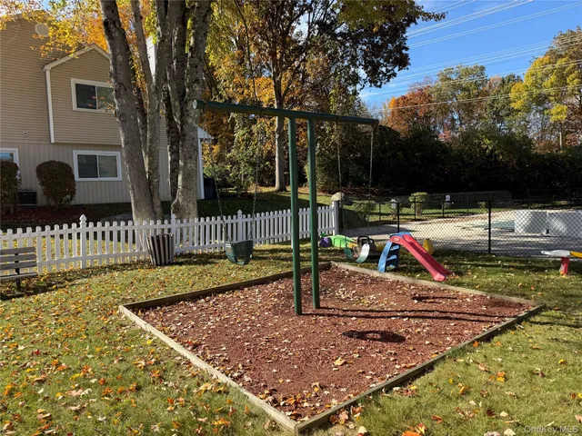 $415,000 | 501 High Meadow Lane, Yorktown Heights, NY 10598