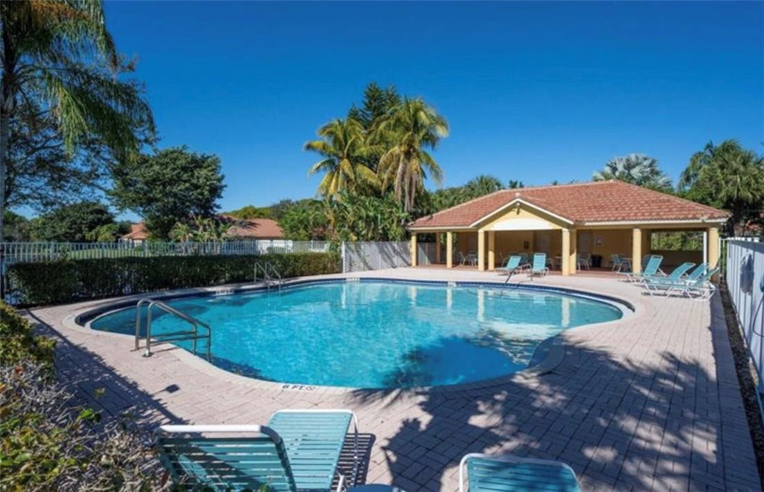 1022 Via Jardin, Unit 1022 Riviera Beach, FL 33418 - Photo 15 of 19 Photo 15
