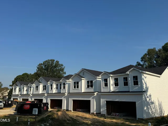 $243,900 | 162 West Allen Street, Four Oaks, NC 27524