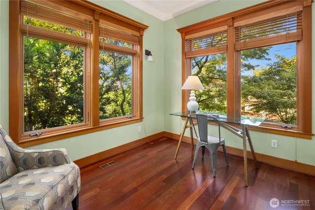 $2,999,999 | 1423 37th Avenue, Seattle, WA 98122