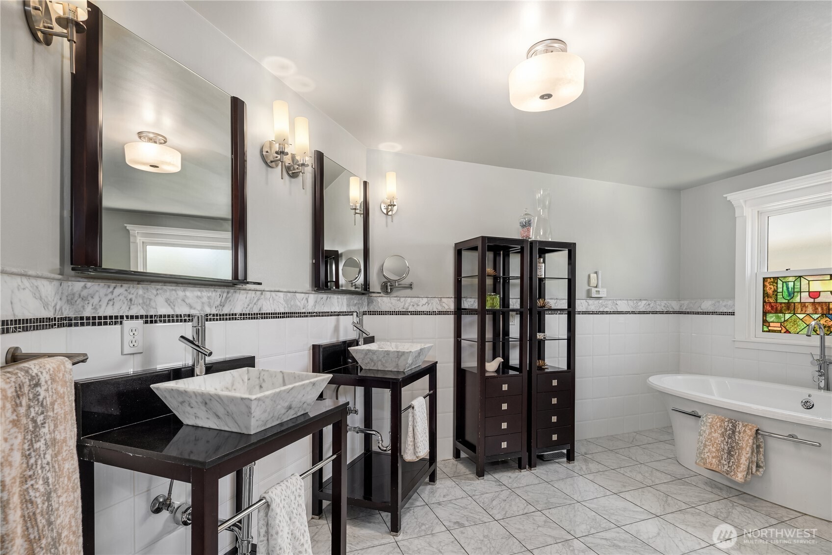 1423 37th Avenue Seattle, WA 98122 - Photo 18 of 40