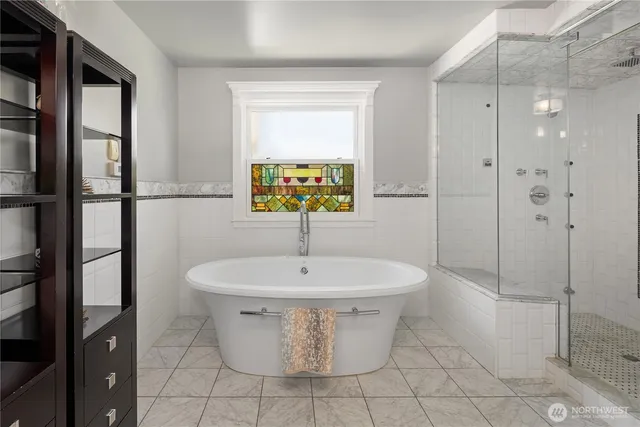 $2,999,999 | 1423 37th Avenue, Seattle, WA 98122