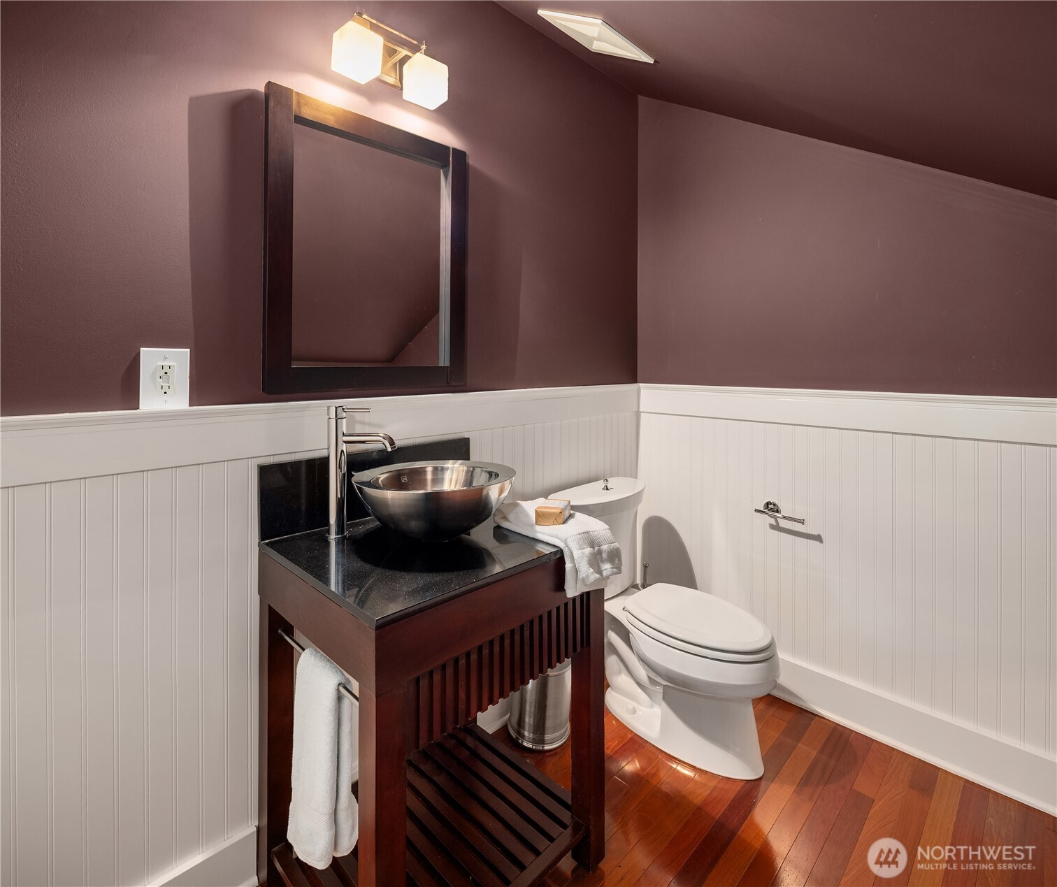 1423 37th Avenue Seattle, WA 98122 - Photo 33 of 40