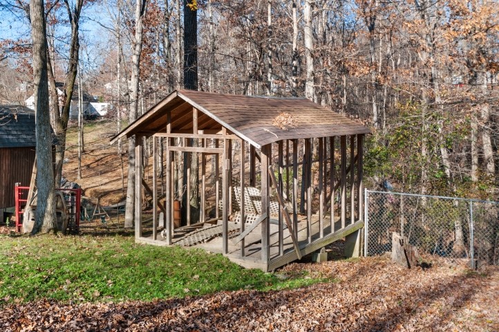 195 Gaskins Road Dickson, TN 37055 - Photo 32 of 34