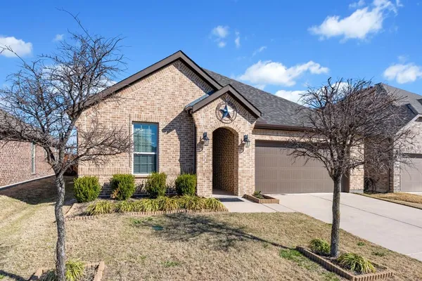 $364,900 | 709 Maverick Street, Anna, TX 75409