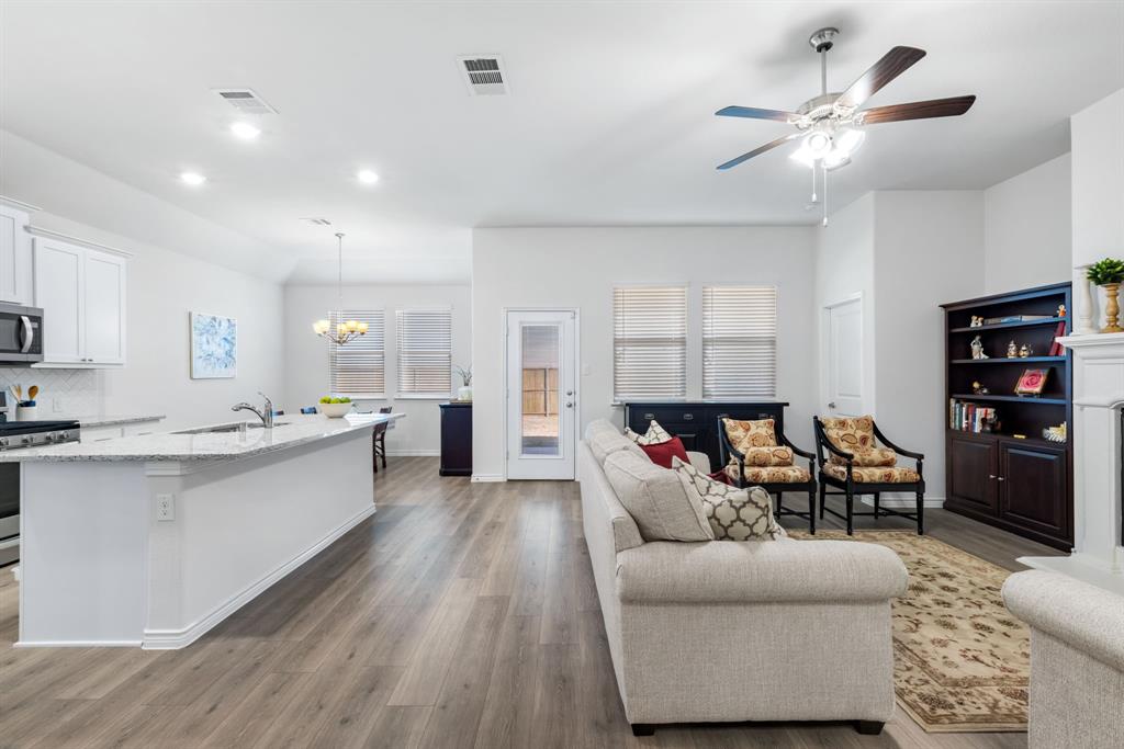 709 Maverick Street Anna, TX 75409 - Photo 4 of 27