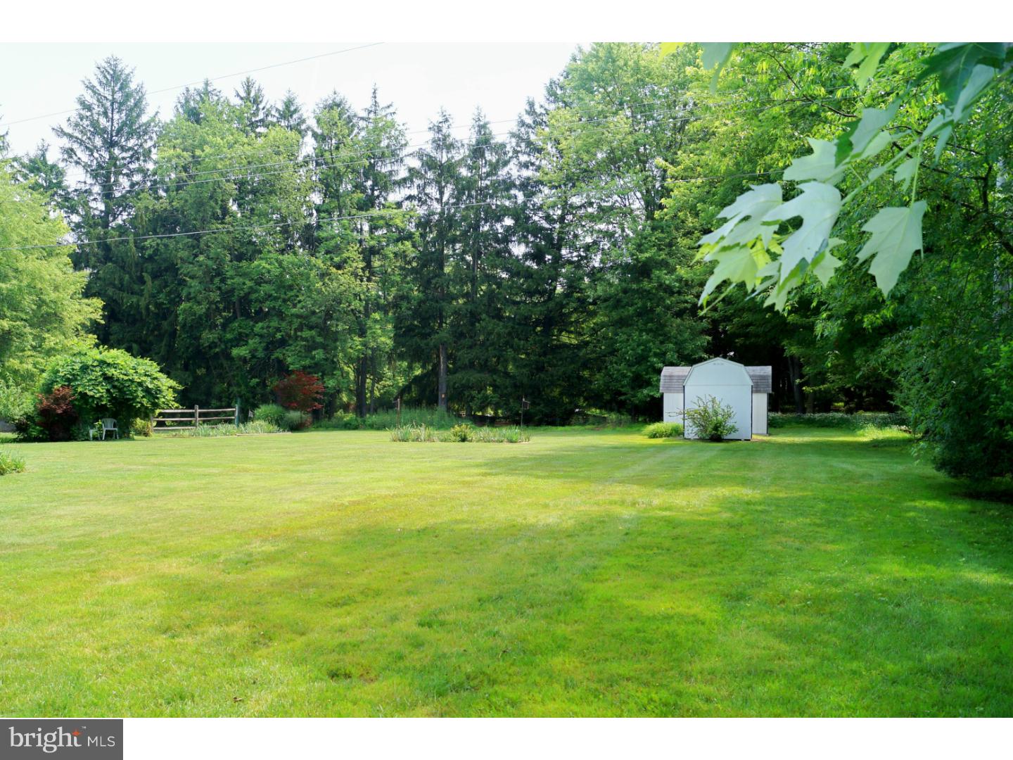 16 Buckwalter Road Audubon, PA 19403 - Photo 21 of 23 View in Back