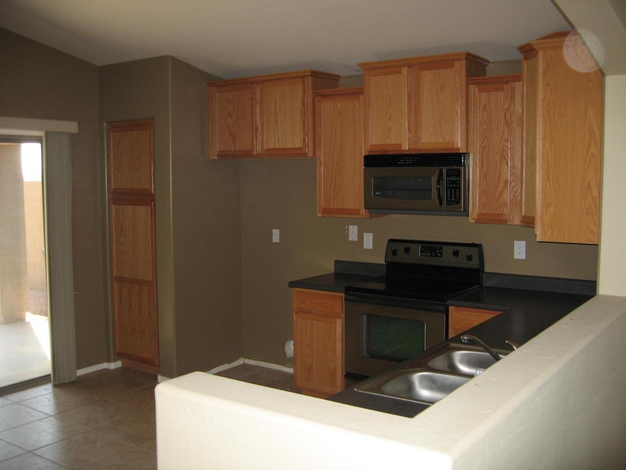 44041 West Magnolia Road Maricopa, AZ 85138 - Photo 3 of 6 Kitchen