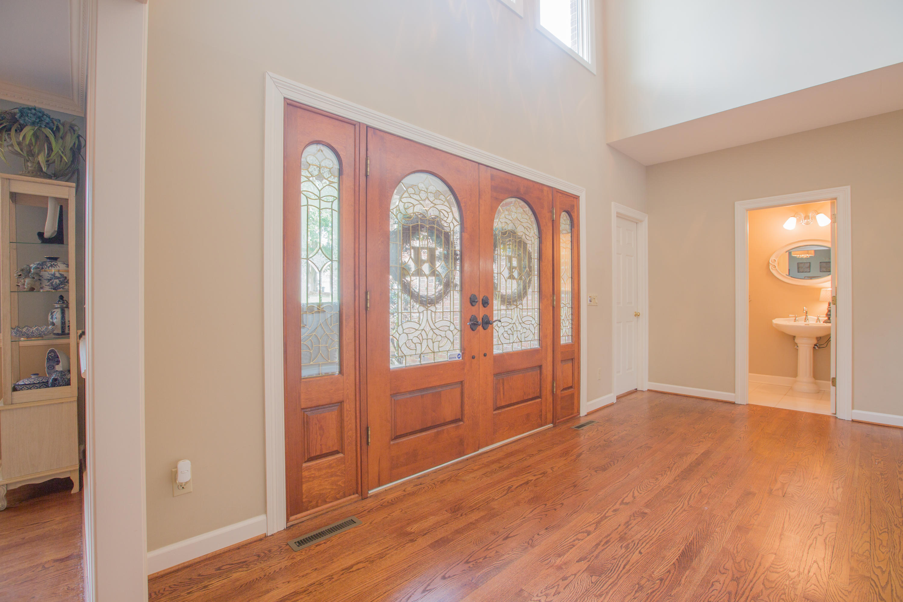 5702 Laurel Ridge Road Chattanooga, TN 37416 - Photo 17 of 82 5702 Laurel Ridge Rd entry3