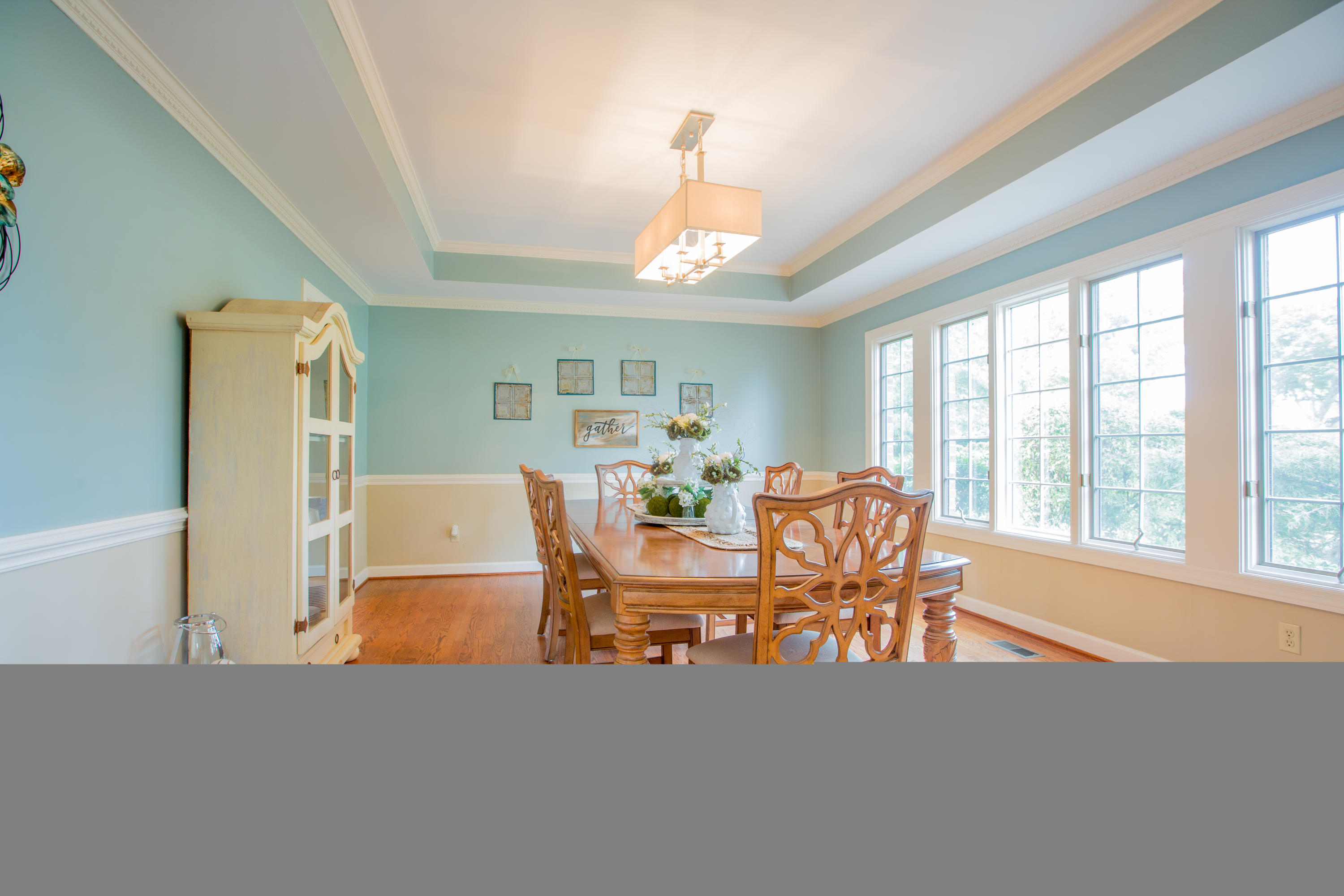 5702 Laurel Ridge Road Chattanooga, TN 37416 - Photo 29 of 82 5702 Laurel Ridge Rd formal dining2