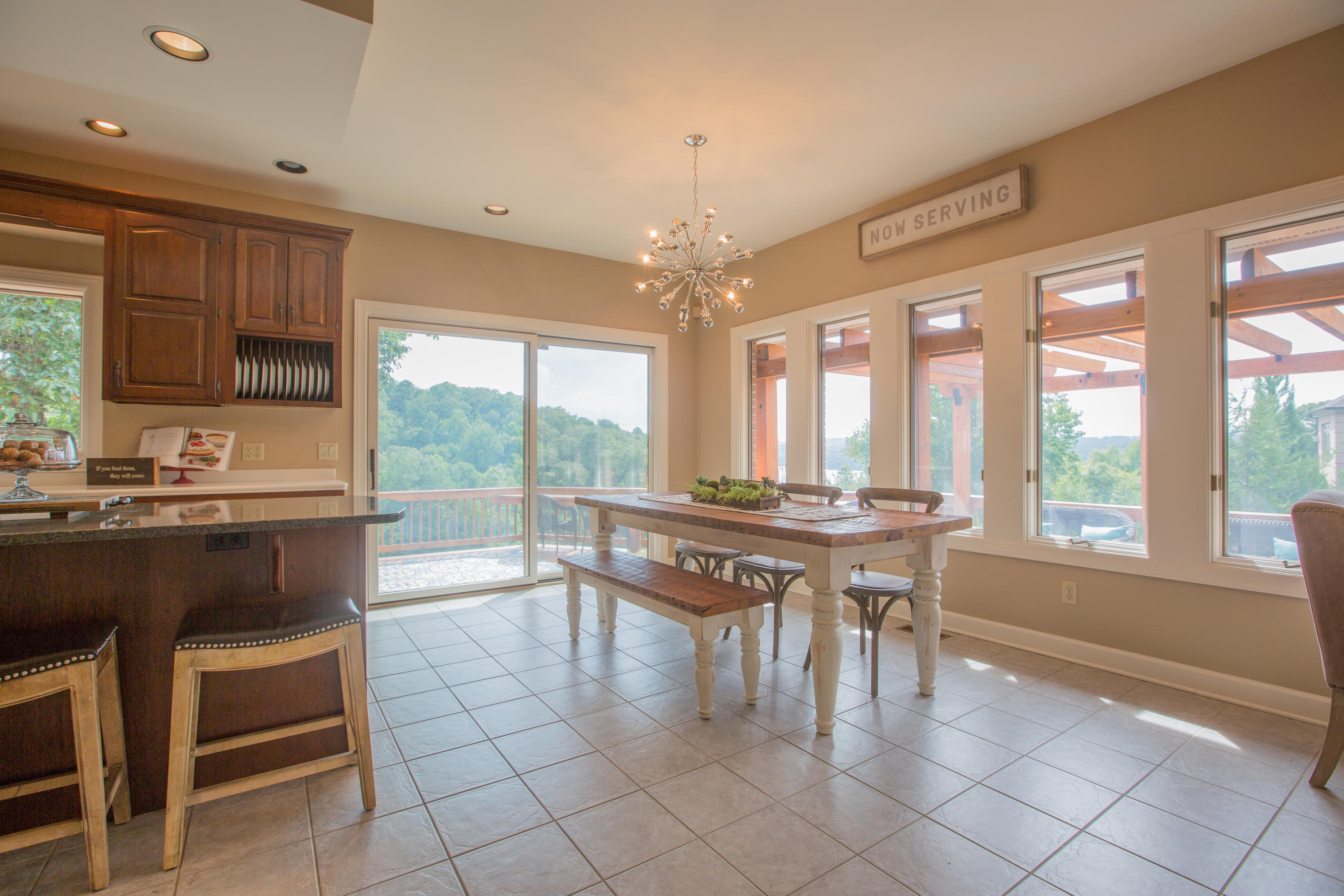 5702 Laurel Ridge Road Chattanooga, TN 37416 - Photo 35 of 82 5702 Laurel Ridge Rd breakfast1