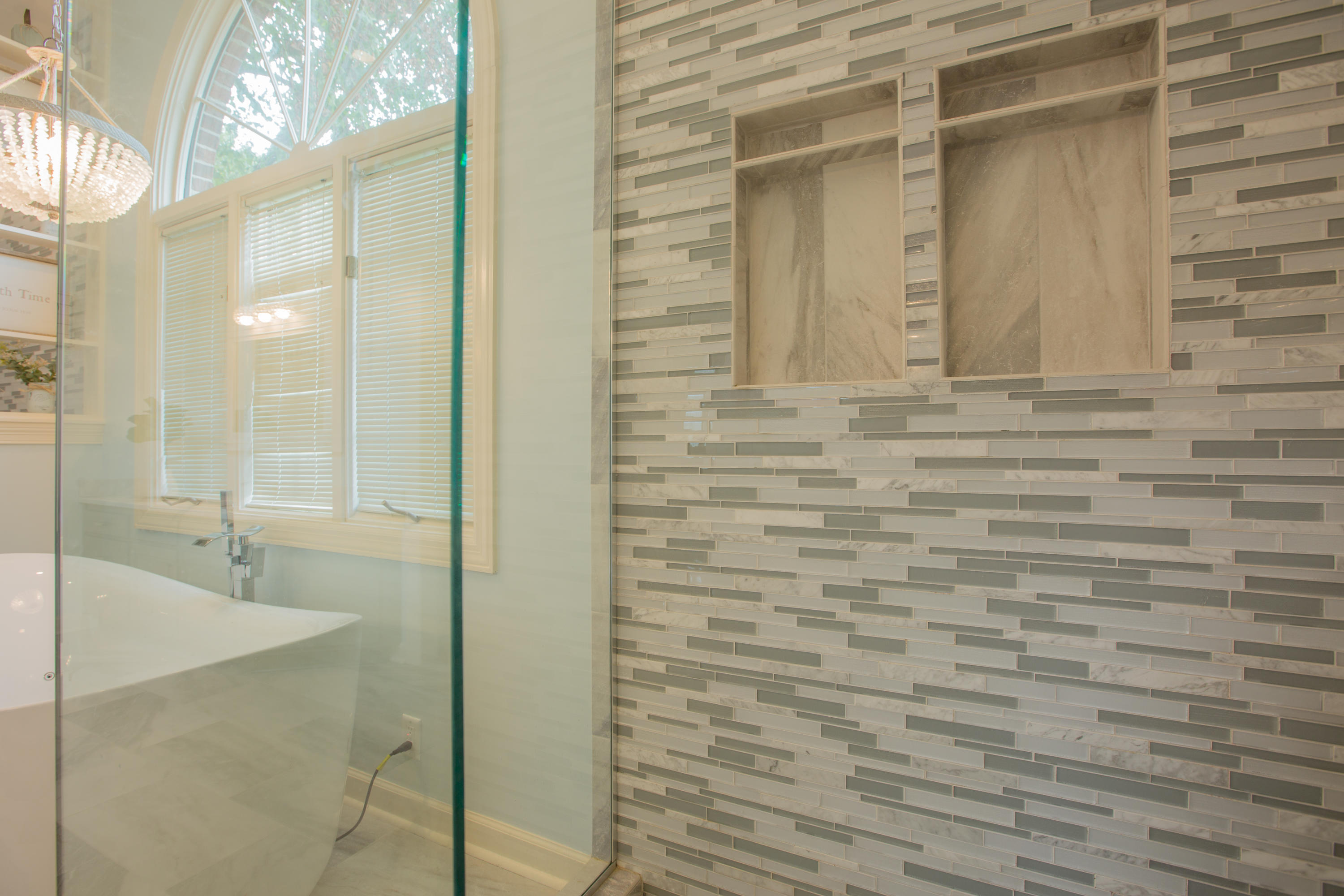 5702 Laurel Ridge Road Chattanooga, TN 37416 - Photo 47 of 82 5702 Laurel Ridge Rd master bath4