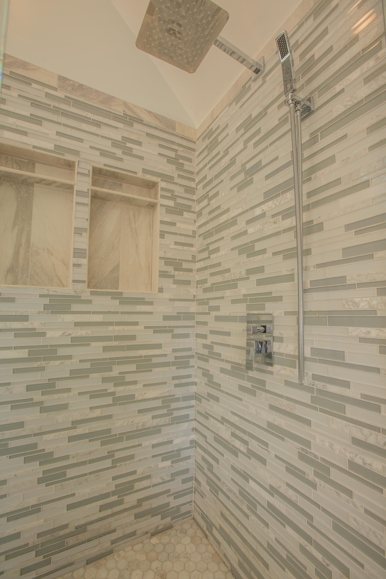 5702 Laurel Ridge Road Chattanooga, TN 37416 - Photo 49 of 82 5702 Laurel Ridge Rd master bath5