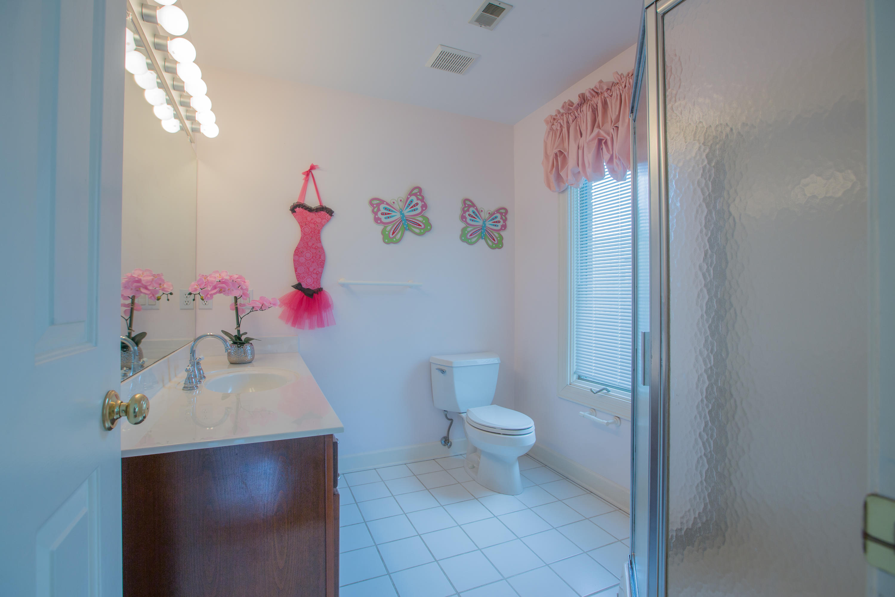 5702 Laurel Ridge Road Chattanooga, TN 37416 - Photo 63 of 82 5702 Laurel Ridge Rd bath3