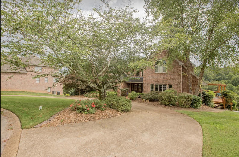 5702 Laurel Ridge Road Chattanooga, TN 37416 - Photo 76 of 82 5702 Laurel Ridge Rd front a