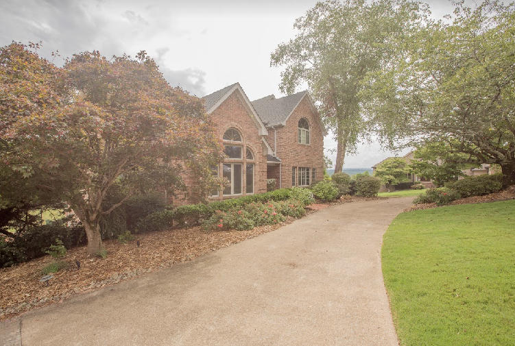 5702 Laurel Ridge Road Chattanooga, TN 37416 - Photo 79 of 82 5702 Laurel Ridge Rd front d