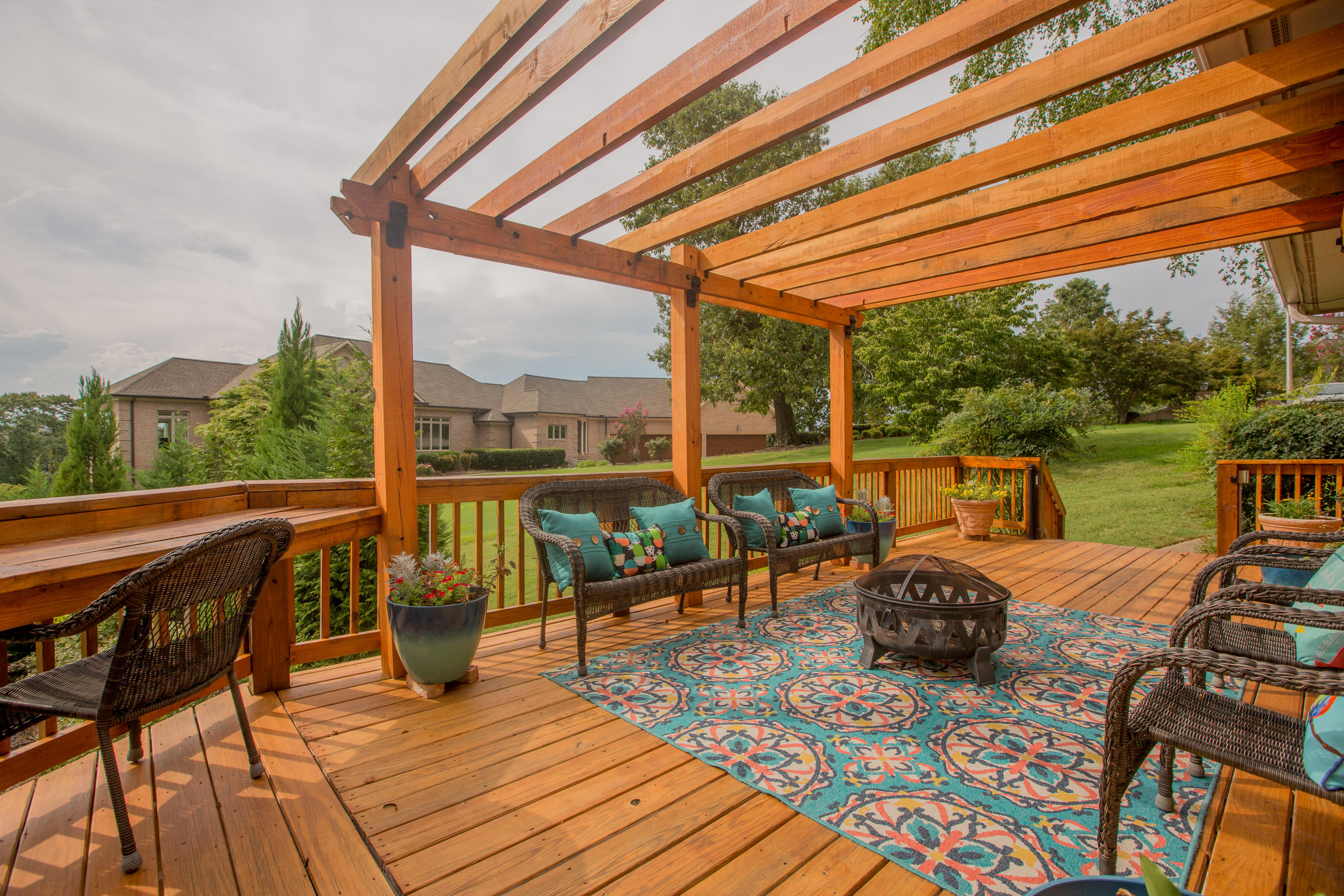 5702 Laurel Ridge Road Chattanooga, TN 37416 - Photo 10 of 82 5702 Laurel Ridge Rd deck2