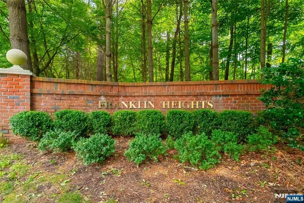 $599,000 | 2249 Margaret Court, Mahwah, NJ 07430