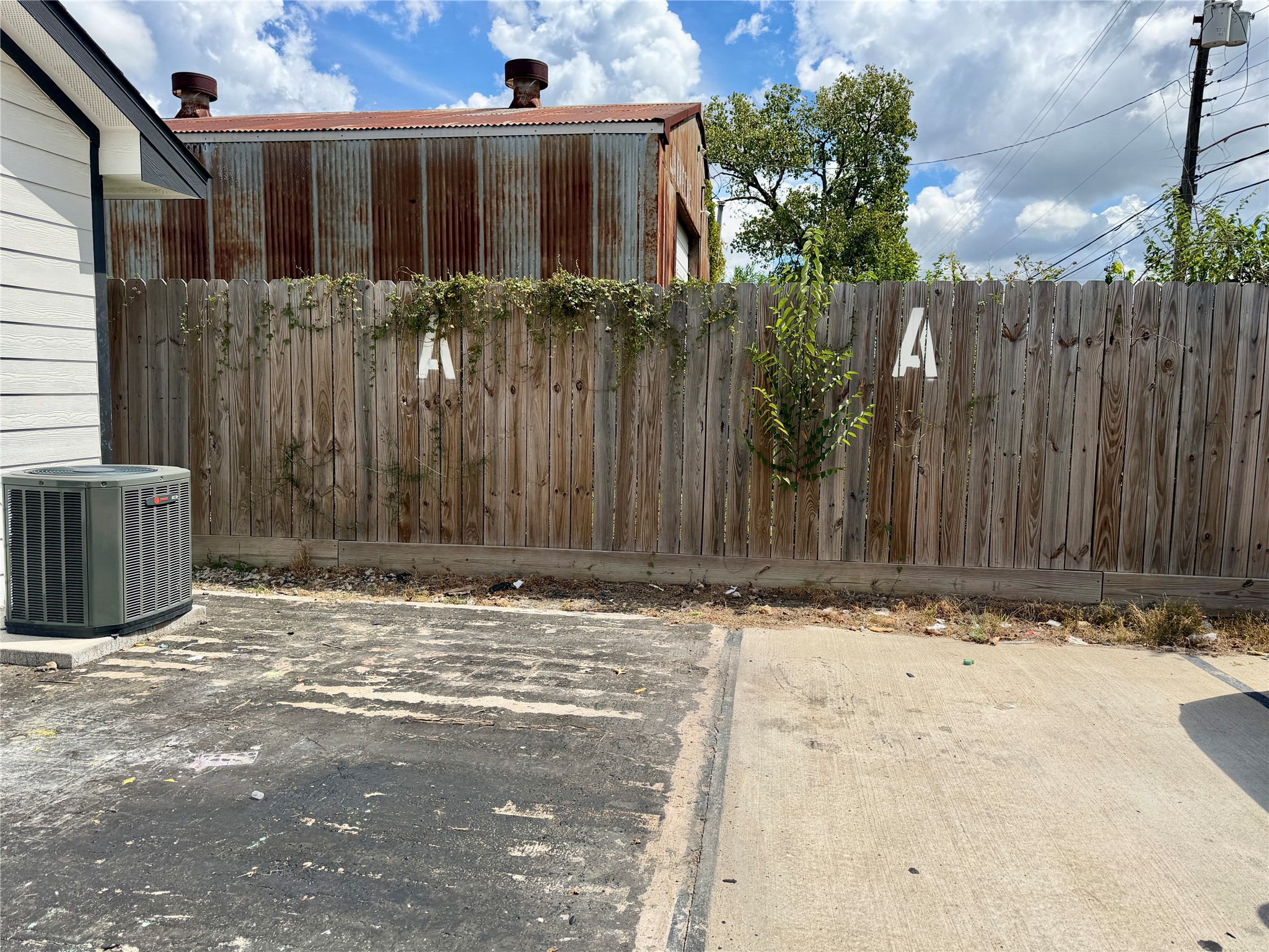 6121 Ridgemont Street, Unit A Houston, TX 77087 - Photo 12 of 13 Gallery Image 12