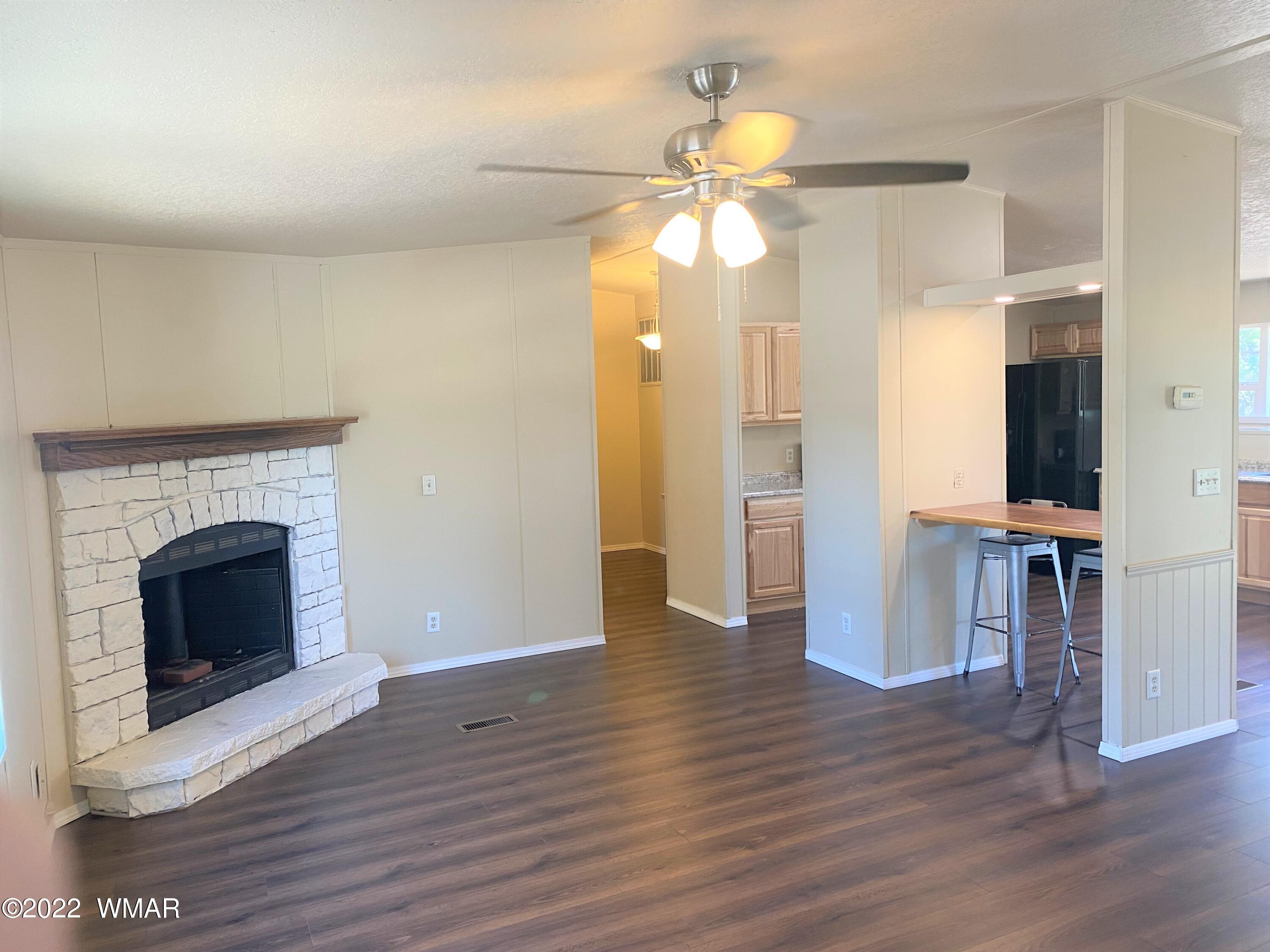 8348 Ridge Drive Show Low, AZ 85901 - Photo 11 of 52 Gallery Image 11