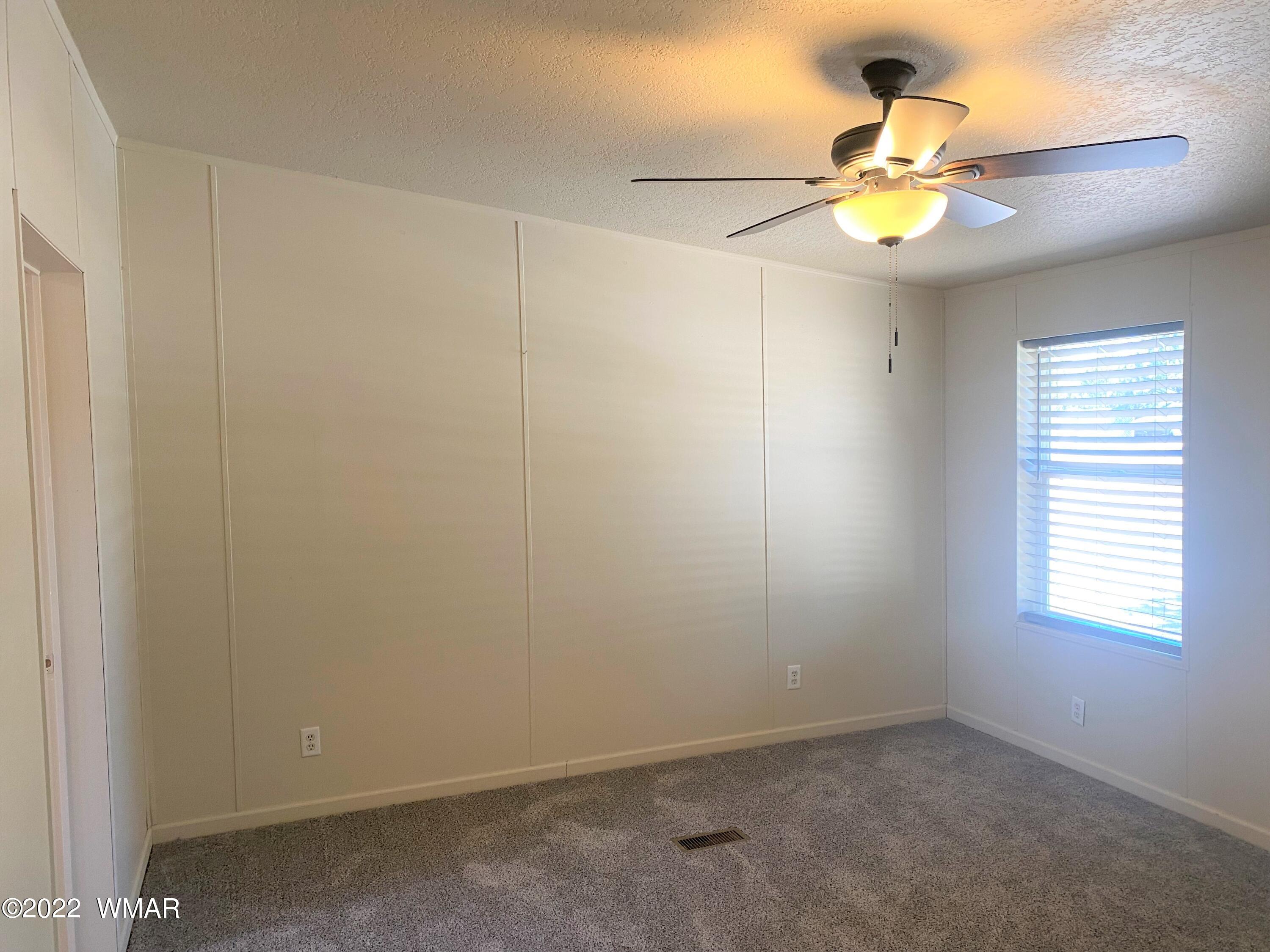 8348 Ridge Drive Show Low, AZ 85901 - Photo 14 of 52 Gallery Image 14