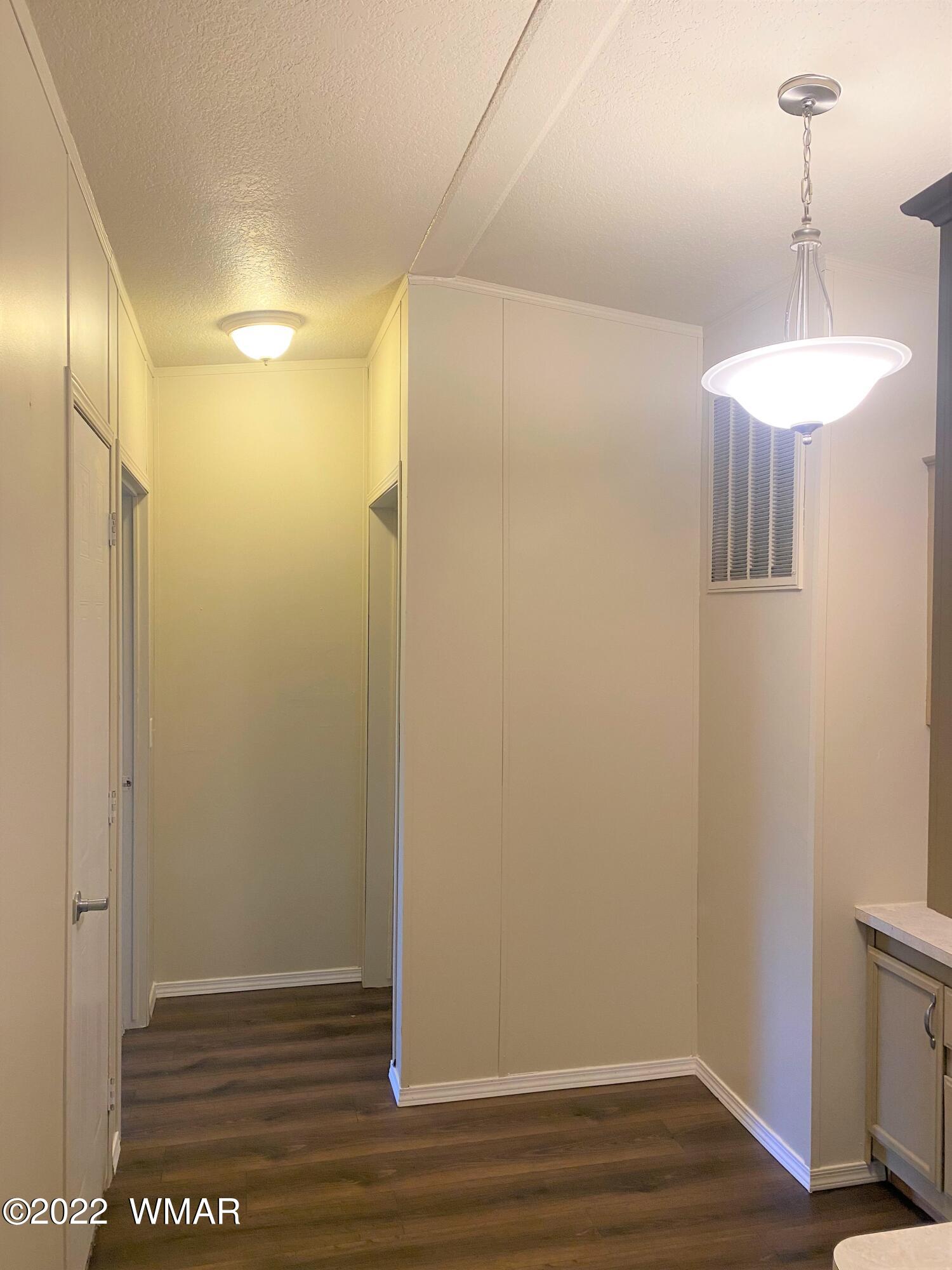 8348 Ridge Drive Show Low, AZ 85901 - Photo 27 of 52 Gallery Image 27
