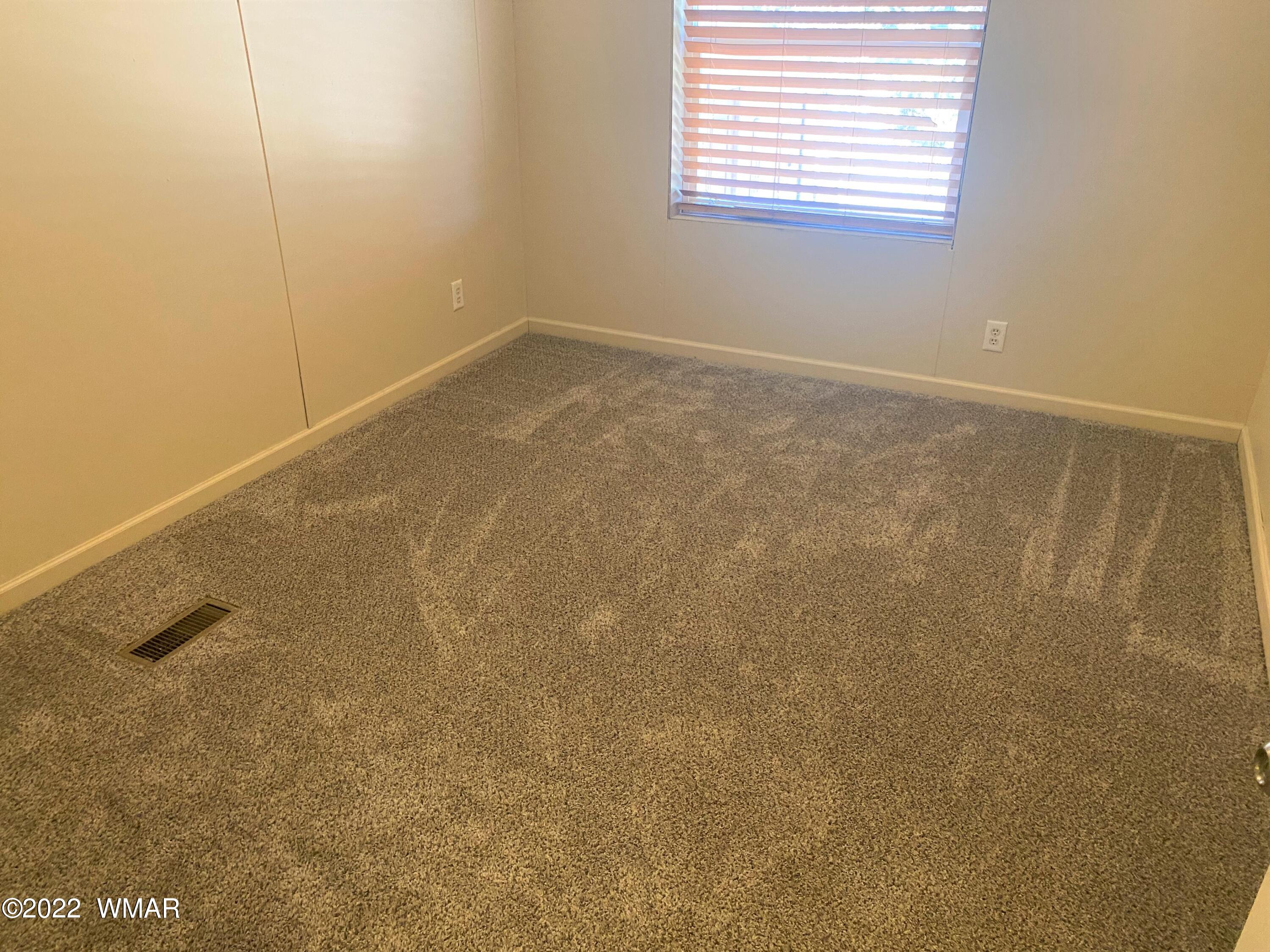 8348 Ridge Drive Show Low, AZ 85901 - Photo 30 of 52 Gallery Image 30