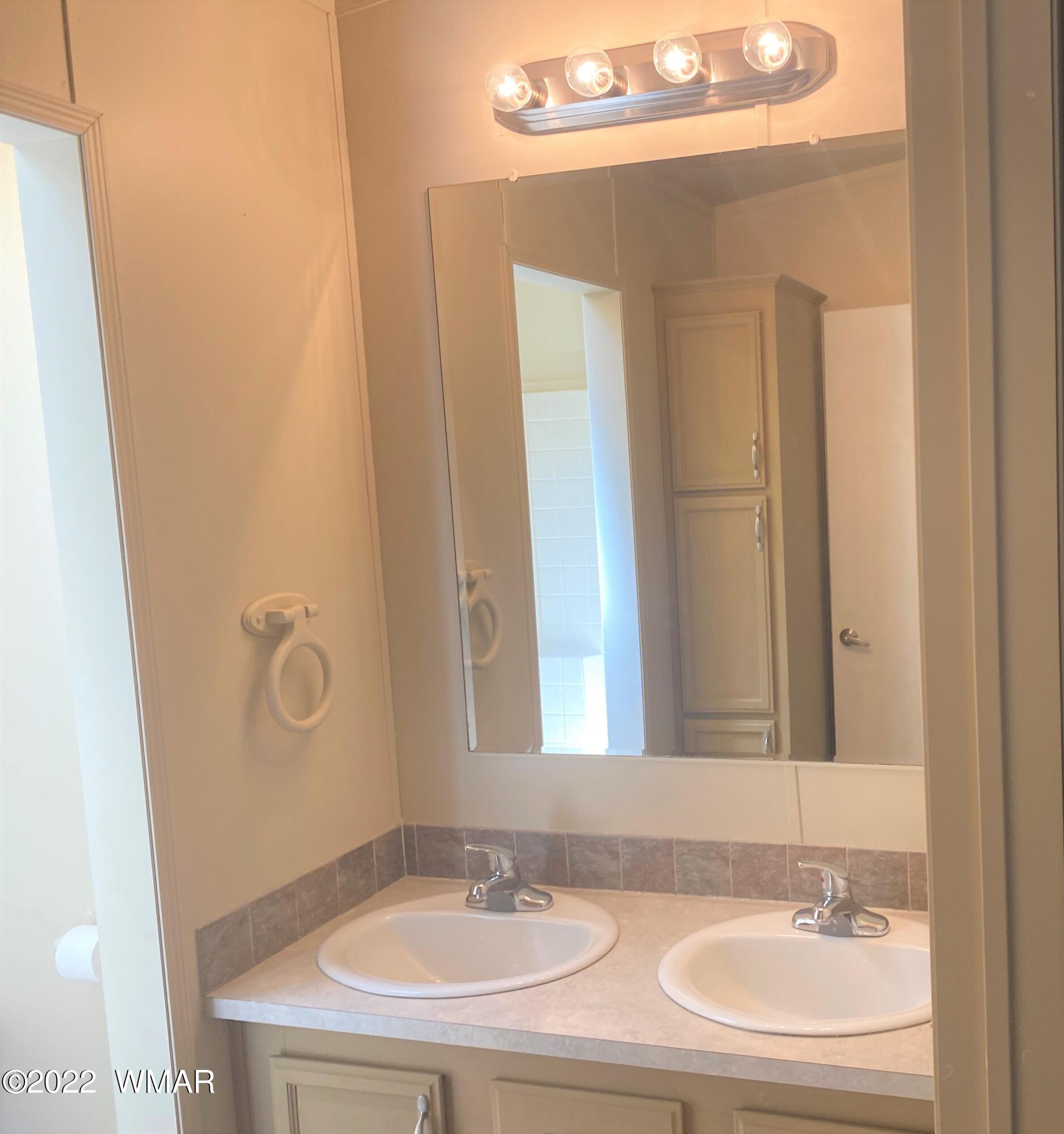 8348 Ridge Drive Show Low, AZ 85901 - Photo 35 of 52 Gallery Image 35