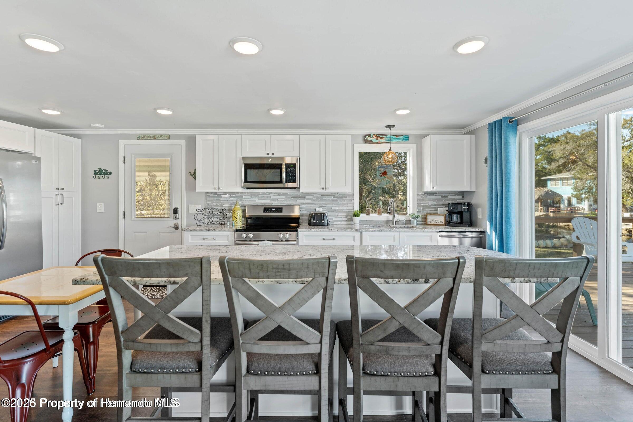 6051 Colony Circle Weeki Wachee, FL 34607 - Photo 23 of 47 20250723151559861444000000-o