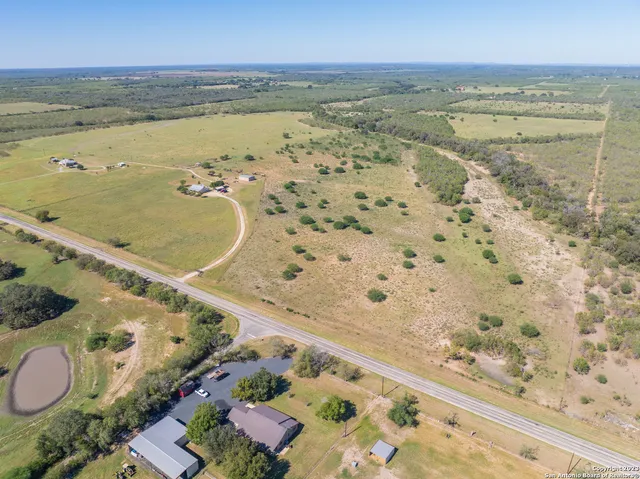 $1,249,017 | 9587 Farm To Market 2200, Yancey, TX 78886