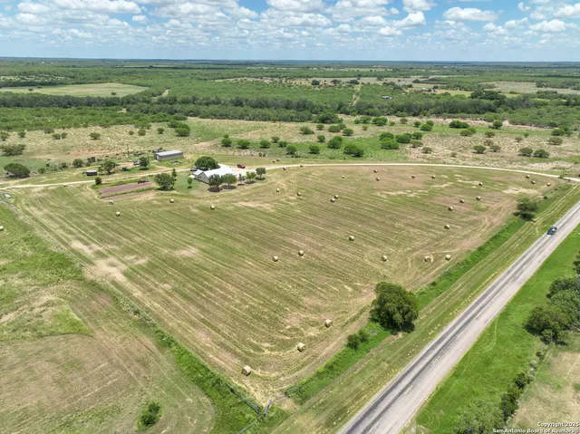 $1,249,017 | 9587 Farm To Market 2200, Yancey, TX 78886
