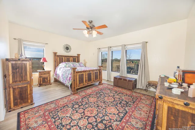 $1,249,017 | 9587 Farm To Market 2200, Yancey, TX 78886