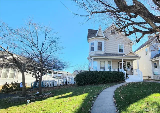 $185,000 | 1718 Swanwick Street, Chester, IL 62233