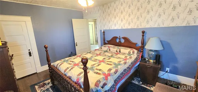 $185,000 | 1718 Swanwick Street, Chester, IL 62233