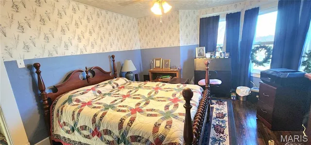 $185,000 | 1718 Swanwick Street, Chester, IL 62233