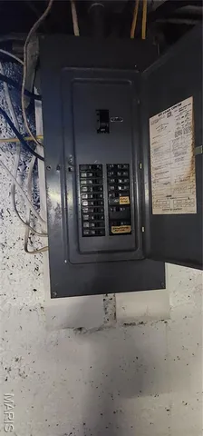 $185,000 | 1718 Swanwick Street, Chester, IL 62233