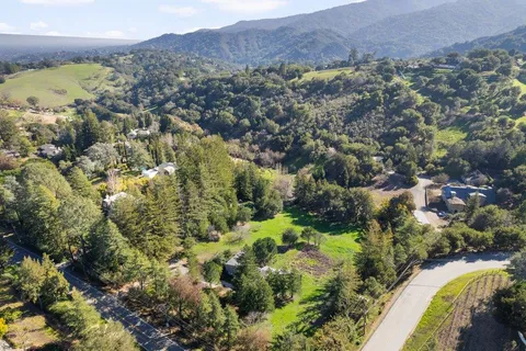 $4,200,000 | 27600 Altamont Road, Los Altos Hills, CA 94022