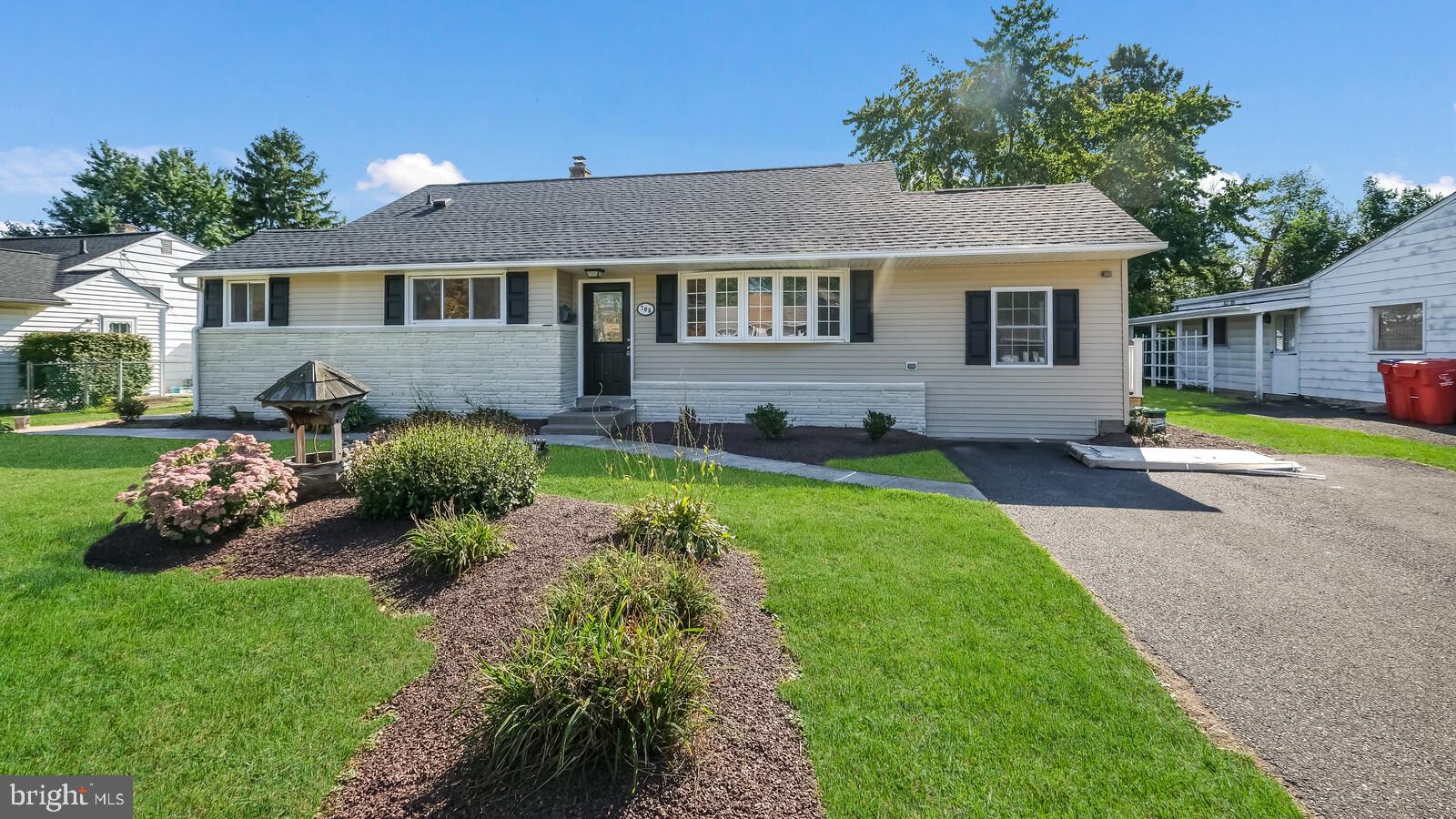 708 Cypress Road Warminster, PA 18974 - Photo 1 of 30
