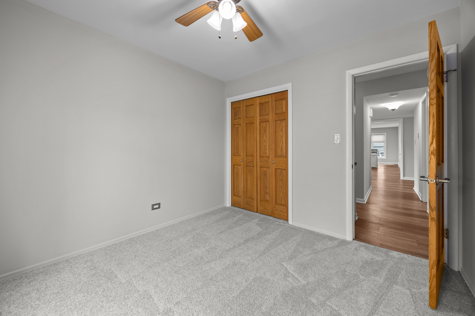 1505 Chartwell Road Hoffman Estates, IL 60169 - Photo 20 of 38