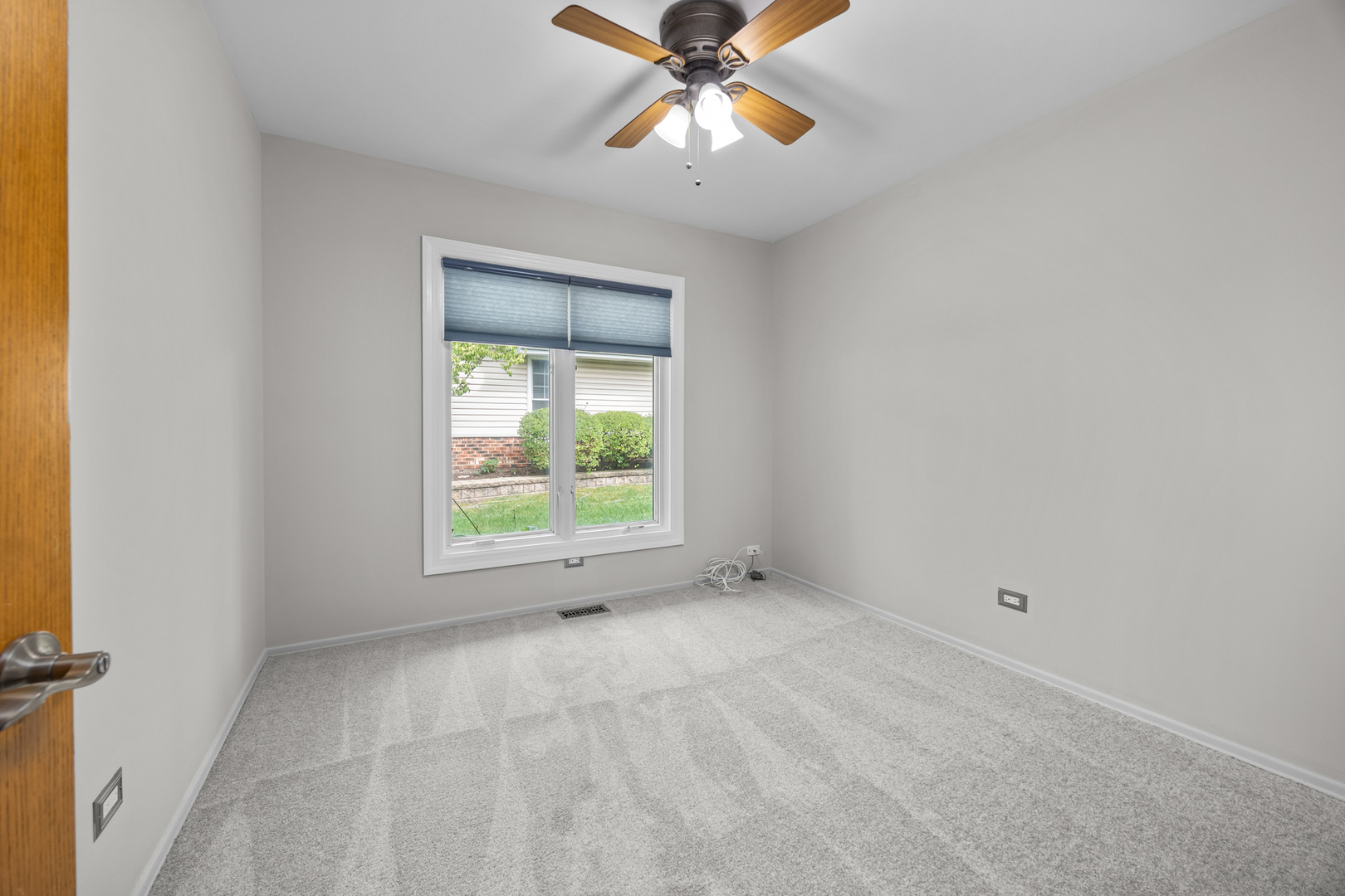 1505 Chartwell Road Hoffman Estates, IL 60169 - Photo 21 of 38