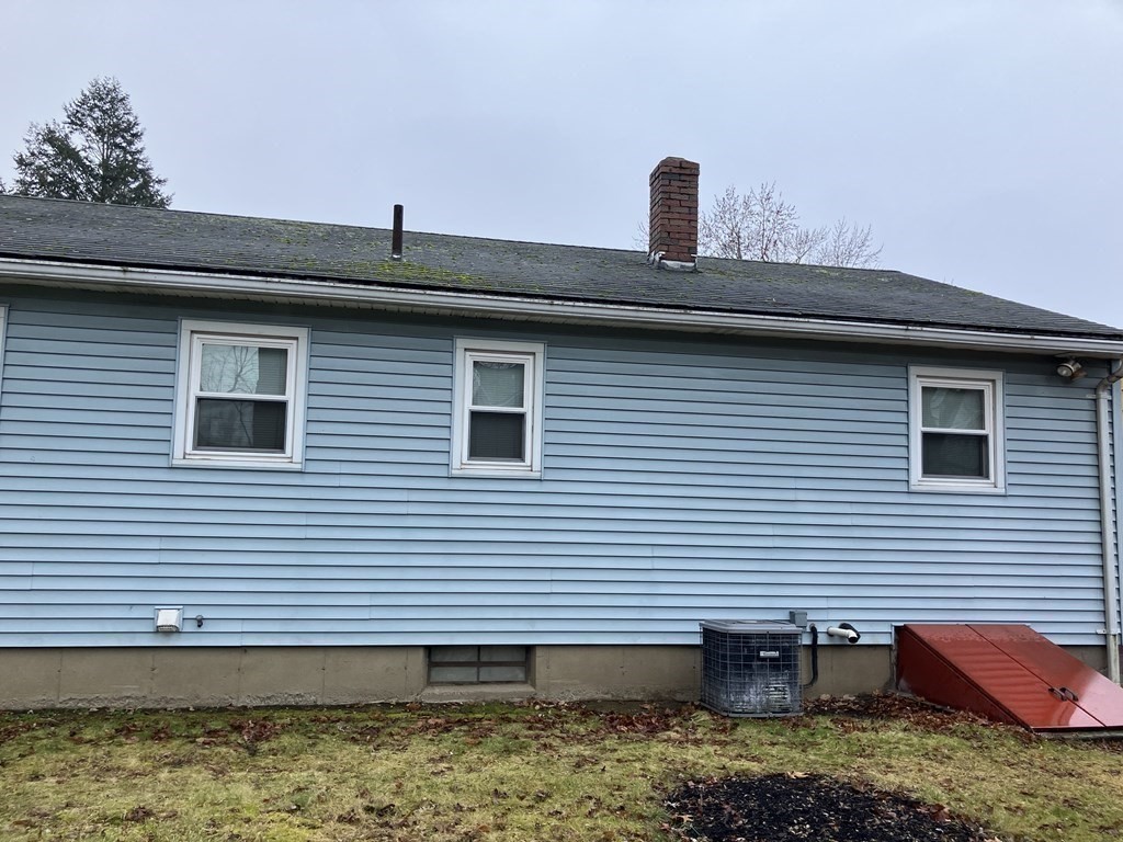 31 Alice Street Springfield, MA 01109 - Photo 10 of 10 a view of a house with a balcony